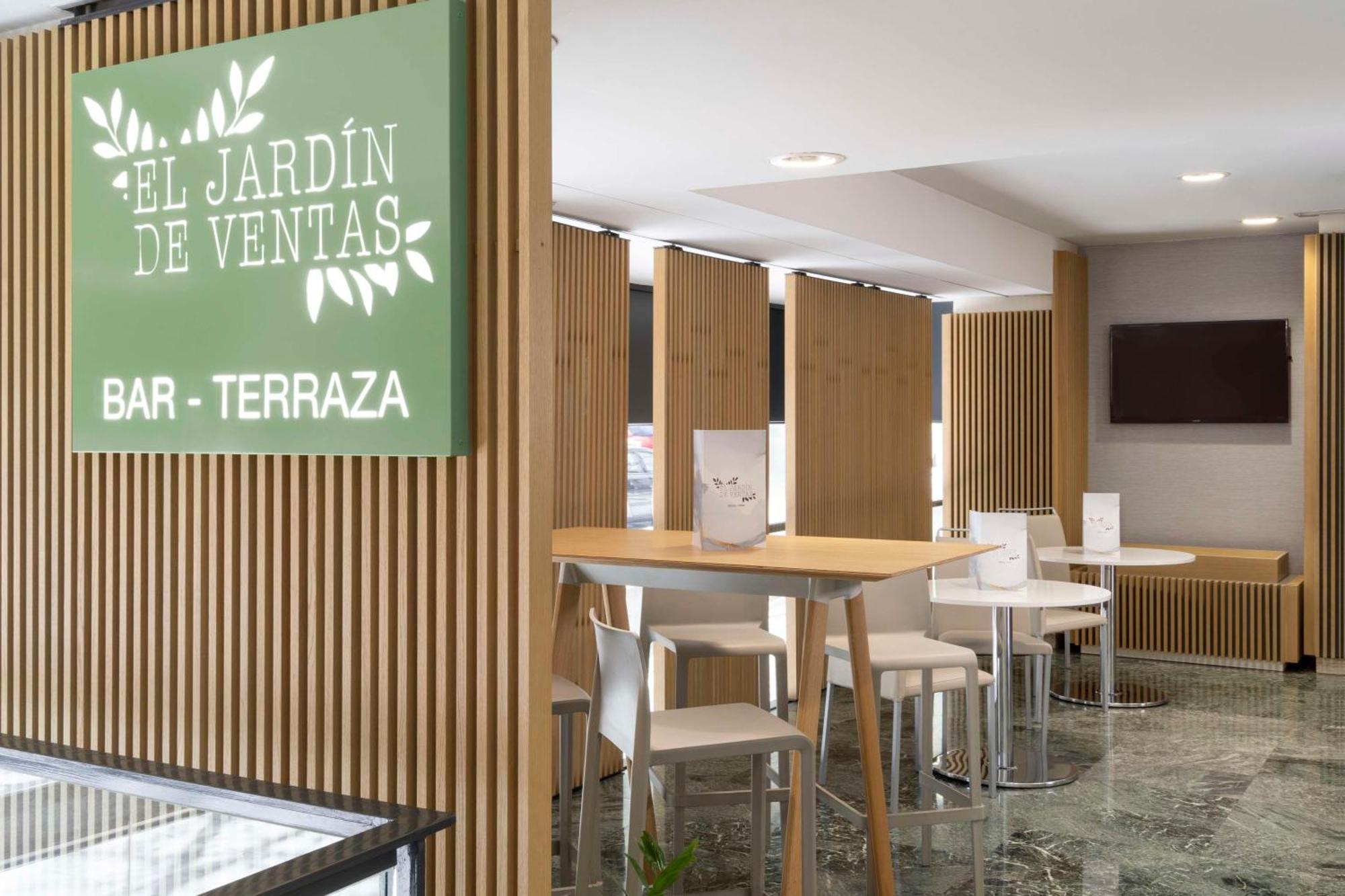Hotel Nh Madrid Ventas Exteriér fotografie